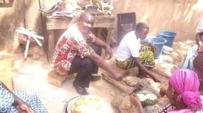 Vente de beignets de niébé, Ouagadougou © ASSD