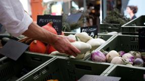 Photo marché, produits locaux © Jonathan Saulnier