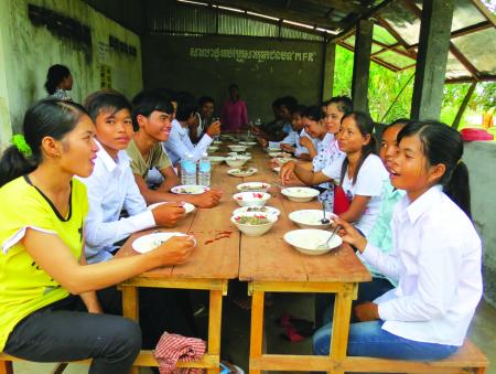 première promotion de la MFR de Svay Rieng au Cambodge © UNMFREO